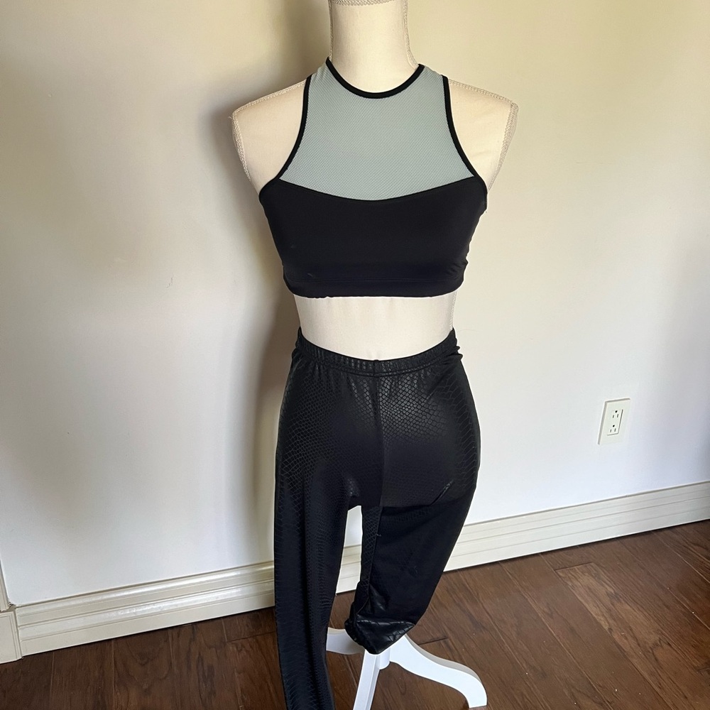 Snake Patterned Leggings - Picture 1 of 1